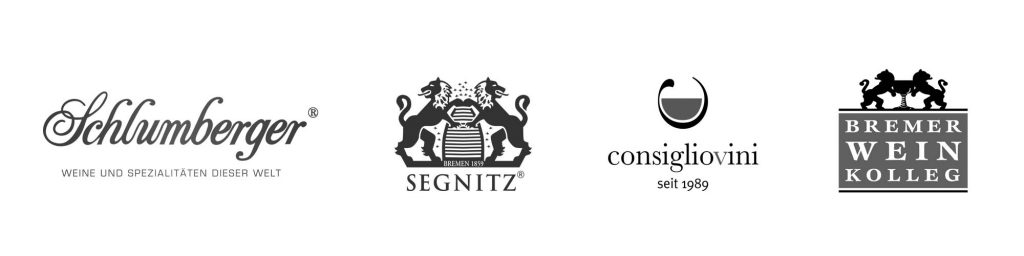 Weinexperte, Sommelier, Weinverkostung, Weinwissen, Weinblog, Weinmagazin, Weinliebhaber, Weinpodcast, Weinprobe, Weinreise, Weinjournalismus, Weinkultur, Weinszene, Weinbranche, Weinwirtschaft, Weinverkauf, Weingeschäft, Weingut, Weinherstellung, Weinproduktion, Winzer, Weinhändler, Weindegustation, Weinbewertung, Weinbeschreibung, Weinanalyse, Weinkritik, Weinsensorik, Weinverkostungsnotizen, Weinempfehlung, Weinführer, Weinkarte, Weintipps, Weinpreise, Weinbewertungen, Weinexpertenmeinung, Weinfachhandel, Weinauswahl, Weinkeller, Weinausbau, Weinreben, Weinbau, Terroir, Weinregion, Weinbaugebiet, Weinbauklima, Weinberge, Weinlese, Rebsorten, Weintrauben, Weißwein, Rotwein, Roséwein, Schaumwein, Sekt, Champagner, Naturwein, Bio-Wein, biodynamischer Wein, Orange Wine, Pet Nat, Süßwein, Dessertwein, Eiswein, Spätlese, Kabinett, Trockenbeerenauslese, Qualitätswein, Prädikatswein, Tafelwein, Landwein, Grand Cru, Premier Cru, Barrique, Holzfass, Edelstahltank, Weinlagerung, Weinreifung, Flaschenreifung, Dekantieren, Karaffieren, Weinservice, Weingläser, Weinzubehör, Weinzubehör kaufen, Weinlager, Weinshop, Online-Weinhandel, Weinbestellung, Weinempfehlungen, Weinpreise vergleichen, Weingeschenke, Weinpräsent, Weinveranstaltungen, Weinfestival, Weinmesse, Weinseminar, Weinprobe buchen, Online-Weinprobe, Virtuelle Weinprobe, Weinabend, Weinerlebnis, Wein & Speisen, Weinpairing, Foodpairing, Käse und Wein, Wein und Fleisch, Wein und Fisch, Veganer Wein, Vegetarische Weinbegleitung, Sommelier-Tipps, Weinlexikon, Weinwissen für Anfänger, Weinwissen für Fortgeschrittene, Wein online kaufen, Wein-Abo, Weinclub, Weinbar, Weinlokal, Weinrestaurant, Sternekoch und Wein, Gourmet-Wein, Luxuswein, Raritätenwein, Weinraritäten, Alte Weine, Weinlagerung zuhause, Weinkühlschrank, Weinsammlung, Wein als Investment, Weinauktionen, Weinpreise Entwicklung, Weintrends, Naturwein-Trend, Nachhaltiger Wein, Faire Weine, Low Intervention Wine, Wein Podcast, Wein-Influencer, Weinblogger, Weinkritiker, Weinbewertungen online, Weinvergleich, Weinmarketing, Weinbranding, Weinhandel digital, Direktimport Wein, Exklusive Weine, Boutique-Wein, Familienweingut, Weingüter Deutschland, Weingüter Frankreich, Weingüter Italien, Weingüter Spanien, Weingüter Österreich, Weingüter Portugal, Weingüter Kalifornien, Weingüter Australien, Weingüter Südafrika, Weinregion Bordeaux, Weinregion Burgund, Weinregion Toskana, Weinregion Rioja, Weinregion Mosel, Weinregion Rheingau, Weinregion Pfalz, Weinregion Wachau, Weinregion Mendoza, Weinregion Napa Valley, Weinregion Barossa Valley, Weinregion Stellenbosch, Weinregion Champagne, Weinregion Loire, Weinregion Chianti, Weinregion Priorat, Weinregion Douro, Weinregion Oregon, Weinregion Washington State, Weinregion Neuseeland, Spitzenweine, Fine Wine, Kultweine, Prestige-Weine, Weinspekulation, Weinrecht, Weinetikett, Weinflasche, Korken oder Schraubverschluss, Weinlagerkapazität, Weintemperatur, Serviertemperatur, Weinbelüftung, Weinoxidation, Weinchemie, Weinbiologie, Weinaromen, Weinaromatik, Geschmackskategorien Wein, Weinprofil, Weinsäure, Weintannin, Restzucker, Alkoholgehalt Wein, Schwefel im Wein, Sulfite im Wein, Weinfehler, korkiger Wein, Weinkristalle, Depot im Wein, Wein trübe, Wein dekantieren ja oder nein, Weingenuss, Weinphilosophie, Weinpassion.