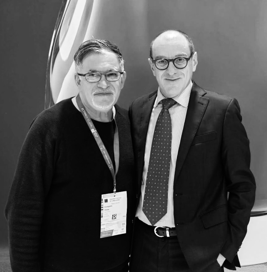 wein, weinsorte, rotwein, weißwein, roséwein, weingut, sommelier, sommellerie, weinprobe, weinverkostung, weinbewertung, weinwissen, weinbeschreibung, weincharakter, weinaromen, weinempfehlung, weinberatung, weintipp, weinpairing, foodpairing, weinbegleitung, wein und essen, wein zum fisch, wein zum steak, wein zu käse, wein zu pasta, wein zum dessert, weinmenü, fine dining, gastronomie, restaurantwein, haubenrestaurant, michelin, delice stuttgart, weinliste, weinkarte, weinauswahl, servicekultur, servicekunst, gastgeber, sommelierschule, sommelierschein, sommelierschulung, sensorik, weinsensorik, aromarad, geschmacksprofil, terroir, weinbau, weinrebe, rebsorte, weinberg, weinregion, herkunft, weinland, weinbaugebiet, deutschlandwein, italienwein, französischer wein, spanischer wein, österreichwein, schweizer wein, südafrika wein, kalifornien wein, napa valley, bordeaux, burgund, chianti, rioja, ribera del duero, moselwein, pfalzwein, rheingau, rheinhessen, frankenwein, badenwein, sachsenwein, saale-unstrut, elsasswein, piemontwein, barolo, barbaresco, brunello, amarone, valpolicella, prosecco, franciacorta, champagne, cremants, sekt, deutscher sekt, schaumwein, stillwein, natural wine, orange wine, biodynamischer wein, biowein, veganer wein, nachhaltiger wein, weinherstellung, kelterung, gärung, malolaktische gärung, ausbau, barrique, holzfass, edelstahltank, flaschenreife, dekantieren, karaffieren, weinservice, trinktemperatur, weinglas, zieher vision, zieher glass, burgunderglas, rieslingglas, universalglas, rotweinglas, weißweinglas, glasform, aromaentfaltung, glasempfehlung, weinlagerung, weinkeller, weinklimaschrank, weintemperierung, korken, schraubverschluss, naturkork, glasverschluss, korkfehler, oxidation, belüftung, sediment, depot, weinflecken, weinstein, weinfehler, schwefel, säure, restzucker, trocken, halbtrocken, feinherb, lieblich, süßwein, dessertwein, eiswein, beerenauslese, trockenbeerenauslese, spätlese, auslese, kabinett, pradikatswein, qualitätswein, tafelwein, landwein, weingesetz, appellation, docg, aoc, d.o., vdp, grosses gewächs, erste lage, weinbewertungssystem, parker punkte, falstaff punkte, vinum, wein plus, tasting note, verkostungsnotiz, farbe, bukett, duft, mundgefühl, struktur, körper, tannin, abgang, länge, komplexität, balance, mineralität, frucht, würze, florale noten, kräuter, vanille, toast, mokka, leder, erde, stein, graphite, salz, kalk, kirsche, pflaume, himbeere, brombeere, apfel, birne, zitrus, limette, grapefruit, ananas, mango, pfirsich, marille, honig, haselnuss, mandel, butter, karamell, rauch, pfeffer, balsamico, eukalyptus, menthol, kräuterwürze, kräuterduft, rosennote, veilchen, lavendel, wacholder, muskat, zimt, nelke, kumin, schokolade, kaffeebohne, toastbrot, hefe, brioche, kreide, mineralisch, floral, würzig, fruchtig, elegant, kräftig, rund, harmonisch, frisch, kühl, linear, lang, dicht, filigran, stoffig, samtig, cremig, lebendig, fein, komplex, tief, delikat, zart, salzig, kalkig, rauchig, reif, jugendlich, balanciert, animierend, expressiv, subtil, konzentriert, trinkreif, lagerfähig, jahrgang, jahrgangstiefe, jahrgangsvergleich, klimawandel, hitzejahrgang, weinqualität, erntezeitpunkt, handlese, selektion, weinlese, mostgewicht, oechsle, weinsäure, weinzucker, weinalkohol, alkoholgehalt, restzuckeranalyse, ph-wert, schwefelung, filtrierung, unfiltriert, weinbereitung, cuvée, reinsortig, assemblage, blend, fassprobe, bottling, degorgieren, dégorgement, dosage, brut, extra brut, sec, demi sec, doux, reserve, vintage, non vintage, jahrgangssekt, prestige cuvée, grand cru, premier cru, village, cru classé, estate, domaine, tenuta, bodega, château, weingutsführung, weinverkauf, weinhandlung, onlineweinhandel, weinshop, vinothek, weinmesse, weinevent, weinfestival, weingala, weinreise, weintourismus, tasting flight, masterclass, sommelierschule, weinakademie, weinseminar, sensoriktraining, degustation, blindverkostung, vergleichsprobe, horizontale verkostung, vertikale verkostung, weinbeschreibung schreiben, tasting note vorlage, aroma erkennen, wein bewerten, wein empfehlen, best wine germany, best sommeliers, deutscher sommelierverband, wset, court of master sommeliers, weinexperte, weinkritiker, weinjournalismus, weinblog, weinpodcast, weinmagazin, weinwissen online, gastrokultur, kulinarik, gourmet, fine dining szene, sterneküche, haubenküche, pairing idee, menübegleitung, amuse bouche, wein zum käse, wein zum dessert, aperitif, digestif, wein und sake, sakepairing, champagnerpairing, rosétrends, naturalwine trend, orange wine trend, zero dosage, low intervention, slow wine, nachhaltigkeit im weinbau, regenerative weinwirtschaft, biodynamik, demeter, ecovin, fair’n green, klimaneutraler wein, co2 bilanz wein, glas vs bag in box, wein innovation, alkoholfreier wein, entalkoholisierter wein, wein ohne alkohol, wein mit wenig alkohol, leichte weine, sommerwein, winterwein, festtagswein, weihnachtswein, osterwein, grillwein, terrassewein, picknickwein, aperitifwein, brunchwein, valentinstag wein, muttertag wein, geschenkwein, weingeschenk, firmengeschenk, personalisiertes etikett, flaschenetikett, etikettendesign, korkenzieher, sommeliermesser, dekantierkaraffe, weinausgießer, weinthermometer, flaschenverschluss, weinaccessoires, weinreinigung, glasreinigung, weinglaspolitur, weingläser kaufen, zieher gläser, zieher vision balance, zieher vision intense, zieher vision fresh, zieher vision straight, zieher vision graceful, zieher vision rich, zieher vision delicate, glastest, aromaentwicklung, gläservergleich, weinservice im restaurant, serviceprotokoll, mise en place wein, gastansprache, storytelling am tisch, weinphilosophie, emotion im service, gastzufriedenheit, feinsinn, wein und kultur, wein und kunst, wein und musik, wein und literatur, wein und reisen, weinregion italien, weinregion frankreich, weinregion deutschland, region stuttgart, wein aus württemberg, neckartal wein, remstal, heilbronner weinstraße, wein aus der pfalz, wein aus baden, wein aus franken, wein aus der mosel, rheingau riesling, pfälzer chardonnay, deutscher pinot noir, spätburgunder, grauburgunder, weissburgunder, silvaner, riesling, sauvignon blanc, muskateller, scheurebe, gewürztraminer, chardonnay, pinot blanc, pinot gris, pinot noir, nebbiolo, sangiovese, tempranillo, cabernet sauvignon, merlot, syrah, grenache, carignan, malbec, zinfandel, shiraz, touriga nacional, albariño, vermentino, verdejo, grüner veltliner, blaufränkisch, zweigelt, saint laurent, tannat, barbera, dolcetto, aglianico, nero d’avola, cortese, garganega, viognier, marsanne, roussanne, chenin blanc, rieslaner, muscadet, viura, clairette, semillon, weintrend, sommelierszene, weinkultur deutschland, europäische weinkultur, neue weinwelt, alte welt wein, moderne weininterpretation, weinphilosophie, serviceleidenschaft, gastgeberschaft, sinneswahrnehmung, geschmackstraining, feine aromatik, elegance im glas, balance im wein, weincharme, weinleidenschaft, genusskultur, lebensfreude, genussmoment, stilvoll trinken, wein erleben, wein entdecken, wein verstehen, wein teilen, wein genießen, wein erleben podcast, sommelier interview, evangelos pattas, delice restaurant, stuttgart fine dining, silvio nitzsche podcast, sommeliers erzählen, weinwissen teilen, deutsche sommellerie, weinleidenschaft deutschland, kultur des genusses, wein und leben, kunst des servierens, stille eleganz, wein als beziehung, genuss im glas, handwerk im service, achtsamkeit im wein, feine noten, große momente, leben mit wein, service und seele, wein als sprache, die kunst des pairings.