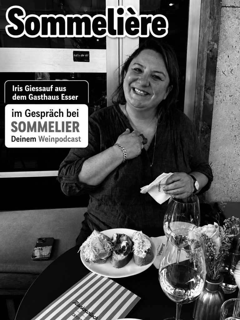 Spätburgunder, Deutscher Spätburgunder, Großer Spätburgunder, Beste Spätburgunder, Spätburgunder Deutschland, Spätburgunder Verkostung, Spätburgunder Tasting, Spätburgunder Podcast, Spätburgunder Masterclass, Spätburgunder Sommelier, Rotwein, Deutscher Rotwein, Premium Rotwein, Spitzenrotwein, Burgunder, Pinot, Pinot Noir, Blauburgunder, Burgunderstil, Burgunderliebhaber, Wein, Weinwissen, Weinpodcast, Weinverkostung, Weinseminar, Weinakademie, Weinschule, Weinberatung, Sommelier, Sommeliers, Weinkritiker, Weinexperte, Weinbewertung, Blindprobe, Blindverkostung, Masterclass, Foodpairing, Food Pairing, Fine Dining, Michelin, Sterneküche, Gourmet, Genuss, Weingenuss, Weinliebhaber, Weinkultur, Terroir, Herkunft, Lage, Große Lage, VDP, Großes Gewächs, GG, Einzellage, Kalk, Muschelkalk, Löss, Lösslehm, Lehm, Ton, Granit, Schiefer, Basalt, Vulkanboden, Buntsandstein, Keuper, Gneis, Quarzit, Bodenprofil, Mineralität, Mineralisch, Eleganz, Finesse, Balance, Präzision, Struktur, Textur, Tiefgang, Spannung, Komplexität, Länge, Nachhall, Persistenz, Harmonie, Saftigkeit, Lebendigkeit, Authentizität, Charakter, Typizität, Jahrgang, Flaschenreife, Reifepotenzial, Lagerfähigkeit, Dekantieren, Karaffieren, Belüften, Burgunderglas, Weinglas, Sensorik, Bouquet, Aroma, Duft, Nase, Gaumen, Mundgefühl, Finale, Abgang, Kirsche, Sauerkirsche, Amarena, Himbeere, Erdbeere, Johannisbeere, Preiselbeere, Cranberry, Granatapfel, Veilchen, Rose, Kirschblüte, Unterholz, Waldboden, Trüffel, Pilze, Moos, Rauch, Speck, Graphit, Feuerstein, Kakao, Schokolade, Nelke, Zimt, Piment, Sandelholz, Zedernholz, Barrique, Holzfass, Tonneau, Stückfass, Ganztraube, Ganztraubenvergärung, Maische, Maischestandzeit, Spontangärung, Reinzuchthefe, Feinhefe, Hefe, Bâtonnage, Malolaktik, biologischer Säureabbau, Handlese, Selektion, Ertragsreduzierung, Laubarbeit, Weinberg, Rebstock, Alte Reben, Rebalter, Klon, Selection Massale, Nachhaltigkeit, Biowein, Biodynamie, Demeter, Naturwein, Winzer, Weingut, Kellermeister, Weinmacher, Weinphilosophie, Weinreise, Weintourismus, Weinregion, Ahr, Baden, Kaiserstuhl,